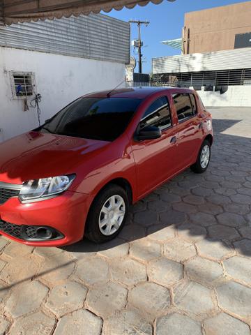 Renault / sandero authentic 1.0