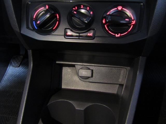 GOL 2017/2017 1.0 12V MPI TOTALFLEX TRENDLINE 4P MANUAL - Foto 6