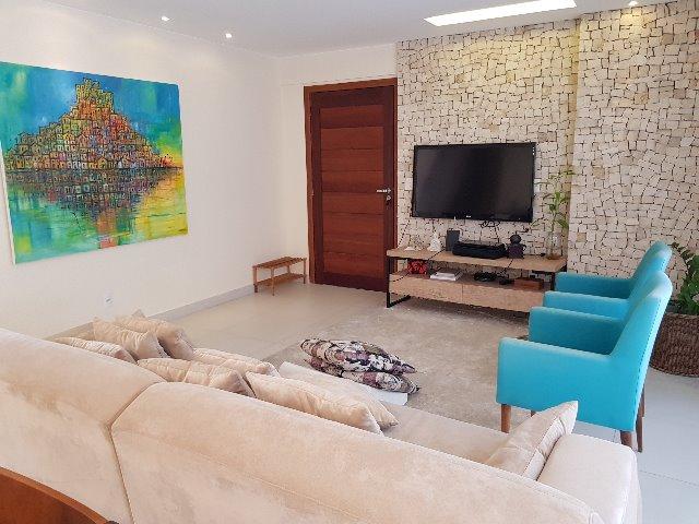 Apartamento no Tirol com 124m2 ? Ed. Silvério Gusmão ? 3 suítes