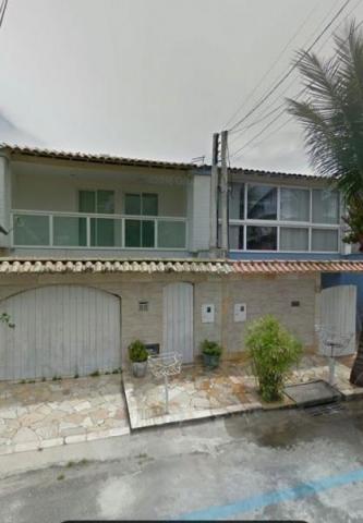 Casa para Venda em Niterói, Piratininga, 8 dormitórios, 3 suítes, 5 banheiros, 2 vagas
