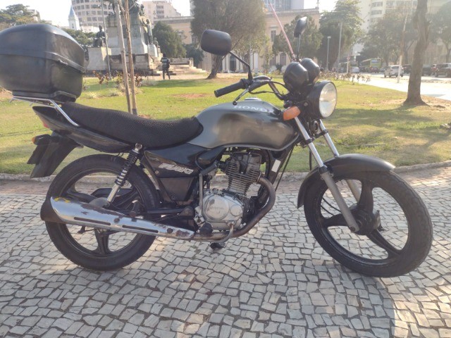 HONDA CG FAN 125  MUITO NOVA  PARCELO NO CARTÃO DE CRÉDITO EM ATÉ 18X