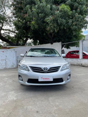 COROLLA XLI 1.8 2013 COMPLETO AUTOMÁTICO
