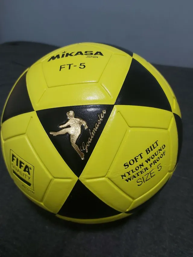 Bola de Futevôlei AX Esportes Amarelo e Preto - Mercadão Dos