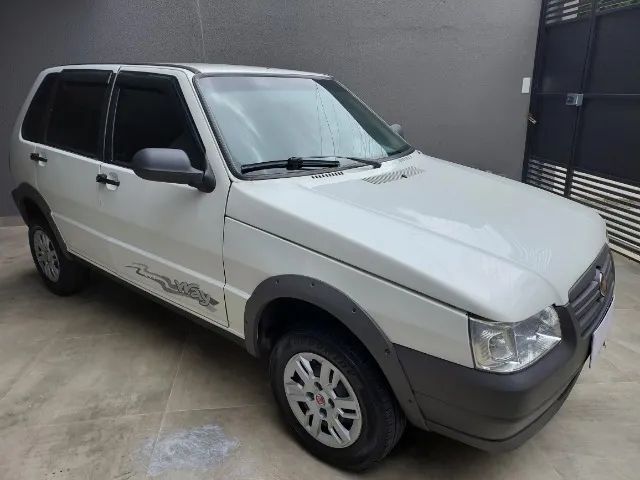 Fiat Uno Mille Way Econ2011 em Curitiba