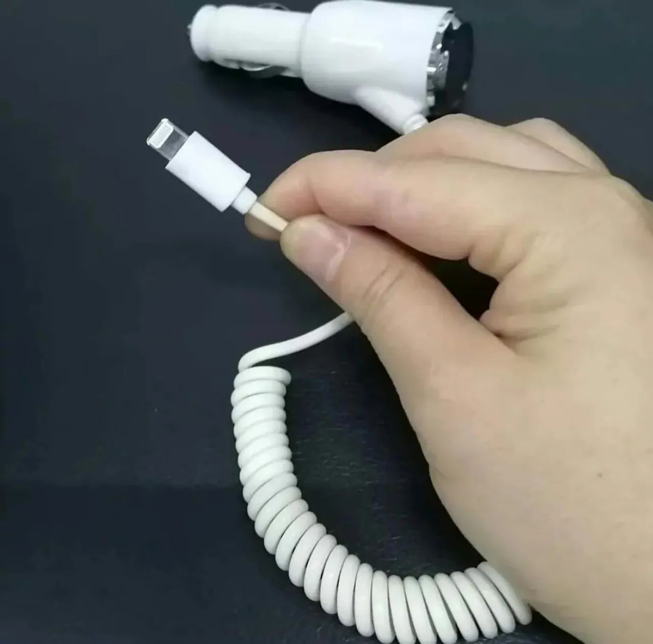 Carregador Veicular espiral lightning iphone 5 5s e 6, de 12 a 24v - Foto 2