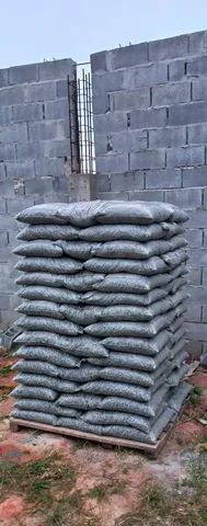 Pedra 1/2 Sacos 20kg 5,50 em Suzano