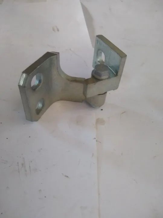 Dobradiça Inferior Porta Diant Esq Fiat 500/Toro/Jeep/RAM 50525348 - Foto 6