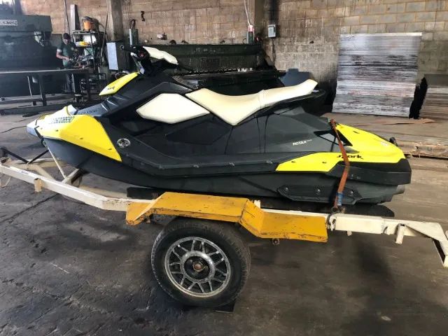 Vende-se jet ski spark 2014 - Foto 3