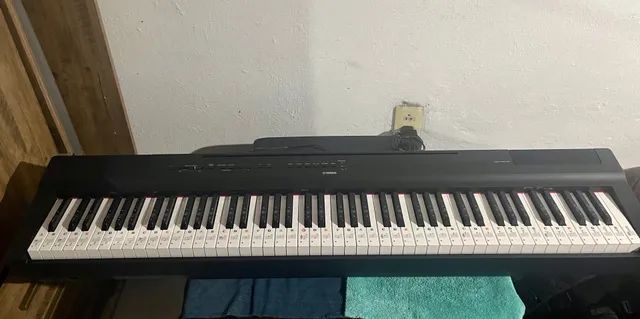 Piano Yamaha P125B 