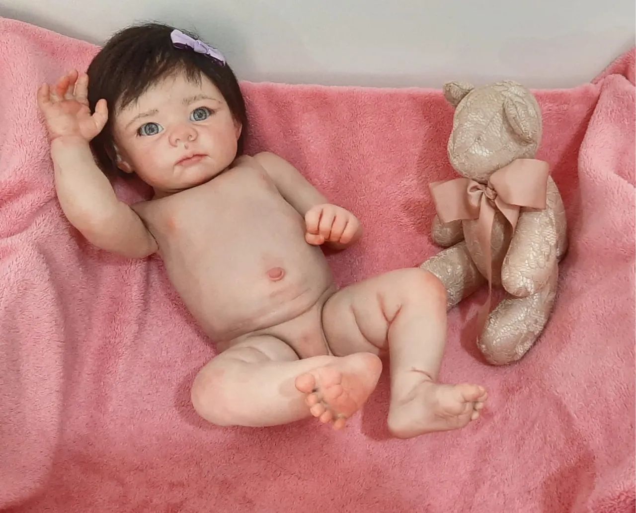 Boneca Reborn Realista - Menina