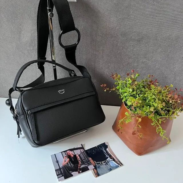 Bolsa Arezzo Argola R 170.00 ZAP de Contato Bolsas malas e