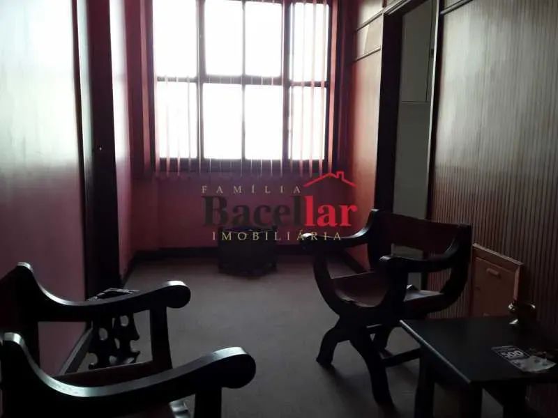 Conjunto de Salas - / Comercial / Centro