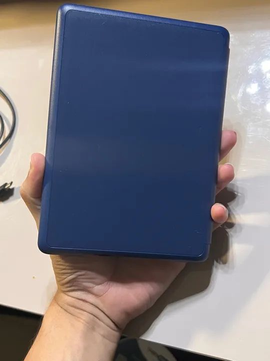 Nunca usado! Kindle Paperwhite 11ª Geração com capinha - Novo - Foto 2