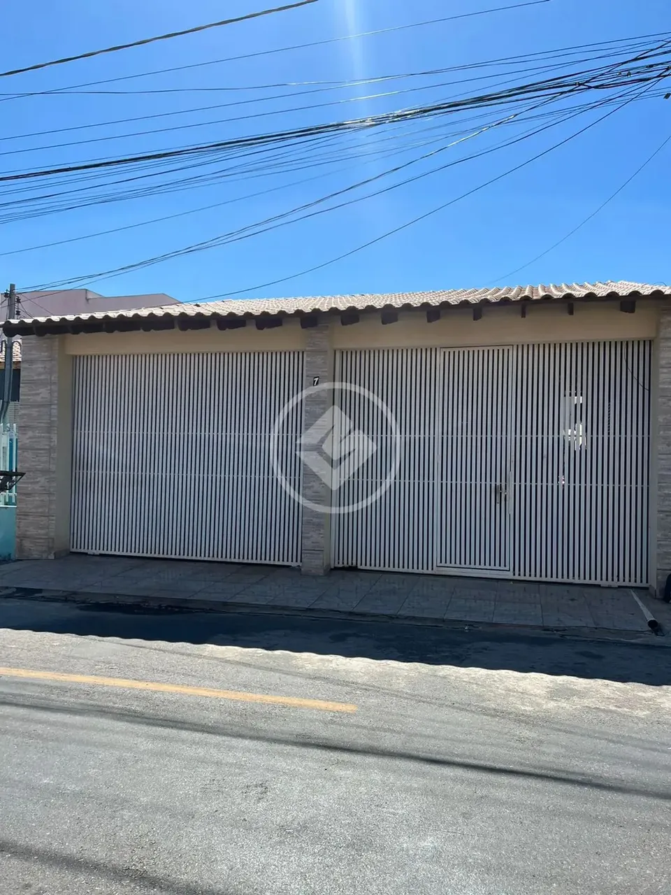 CASA VIA PUBLICA - RESIDENCIAL MARIA DE LOURDES - R$ 360.000,00 - 3 QUARTOS SENDO 1 SUITE