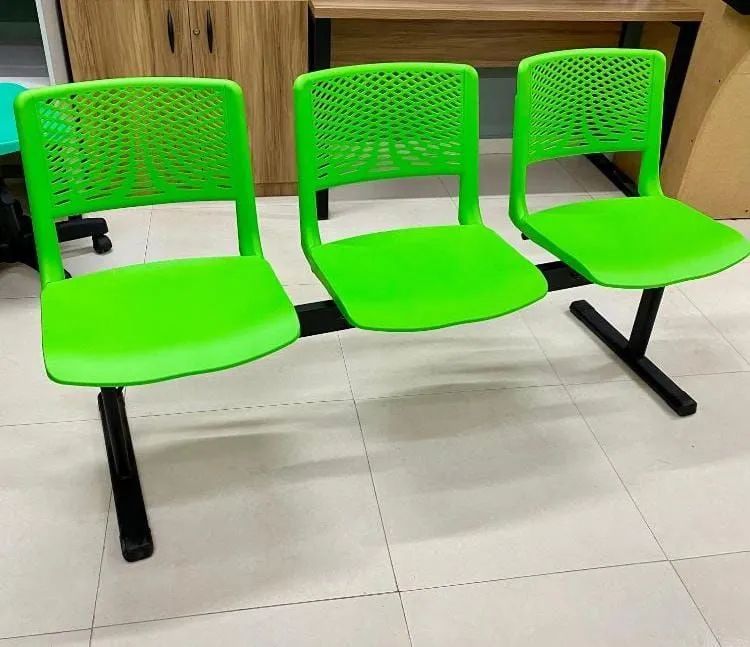 Longarina com Conjunto de 3 Cadeiras para Escritório - Verde - Sem Rodas