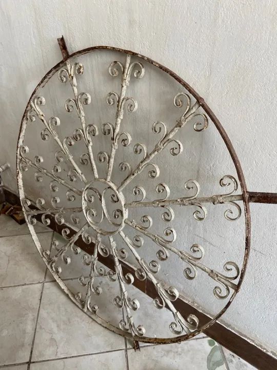 Grade de ferro forjado para janela