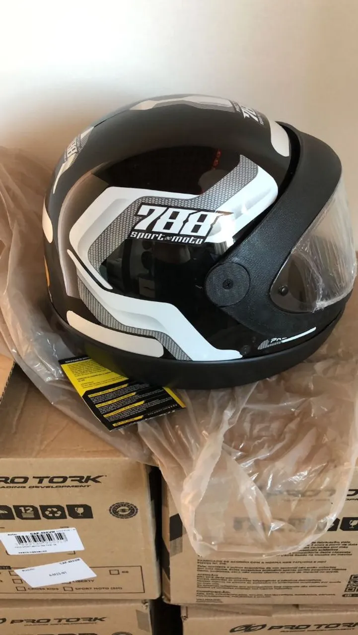 Capacete novo na caixa preto 56 58 60