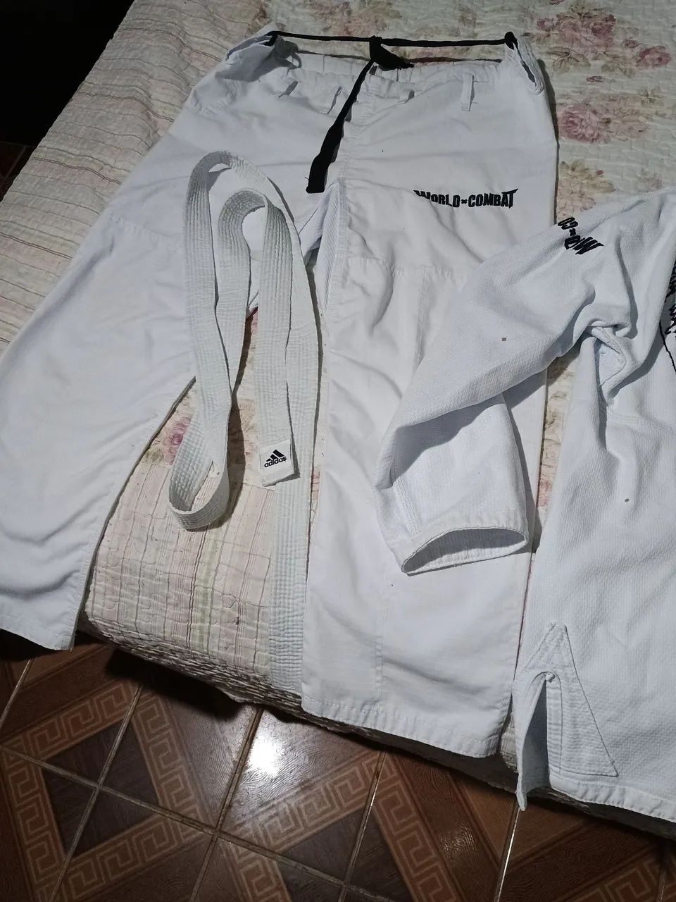 Kimono de Jiu-Jitsu - World Combat - Novo - Foto 2