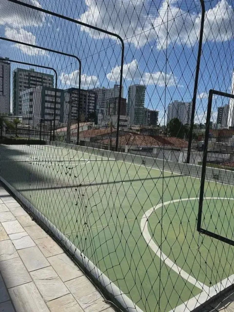 Imóvel para venda tem 300 metros quadrados com 4 quartos em Universitário - Caruaru - PE - Foto 2