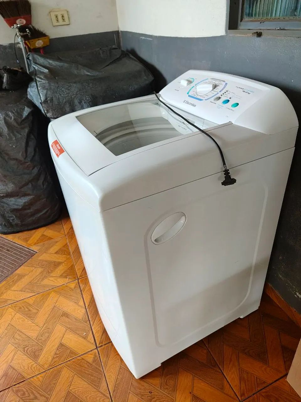 Máquina de Lavar Roupa Electrolux 12kg Turbo Economia - Foto 3