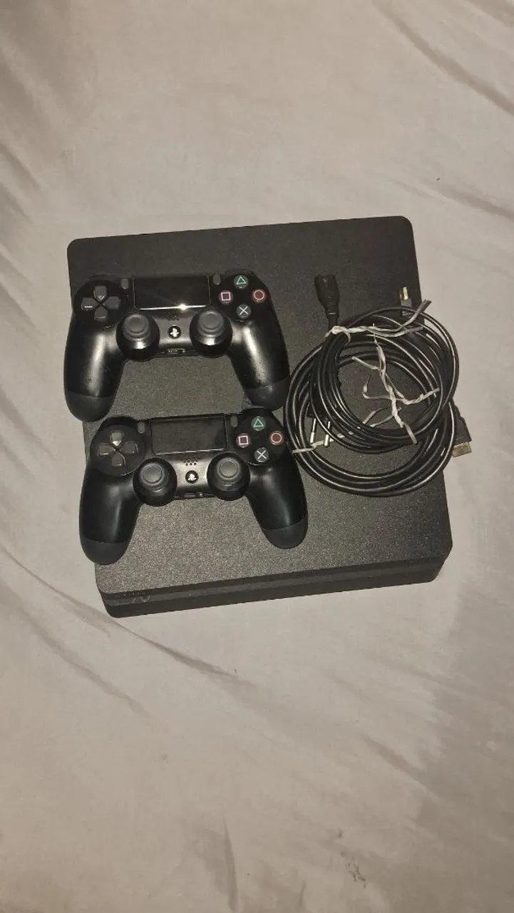 Ps4 slim 1200