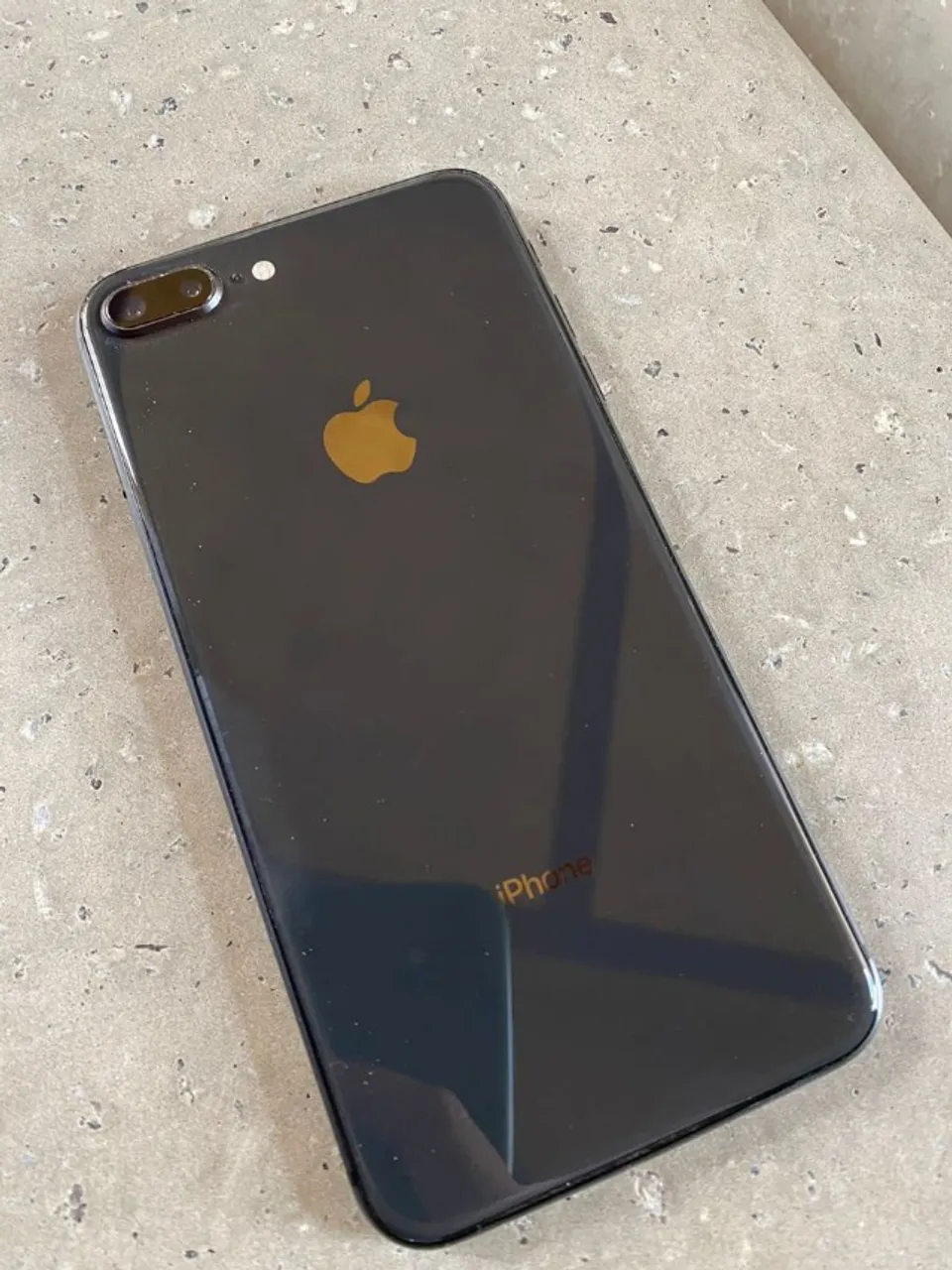 iPhone 8 Plus 64Gb Ótimo Estado Leia
