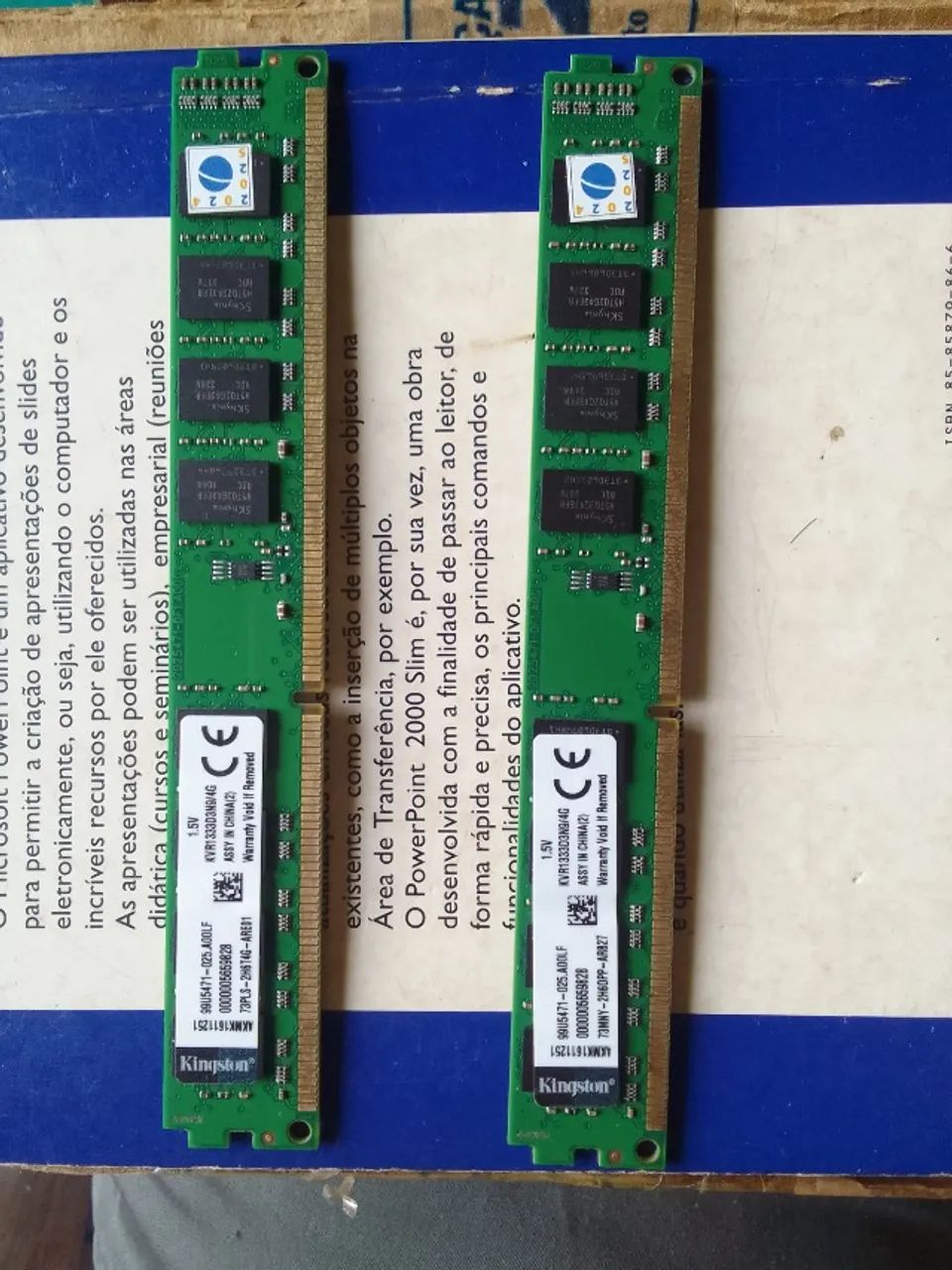 Memories (2) DDR3 4 GB PC64308005523073120