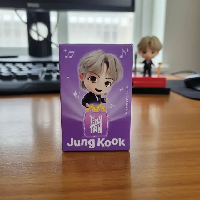 Boneco Bts Jung Kook Mc Donald's Tinytan. Caixa Lacrada  - Foto 5