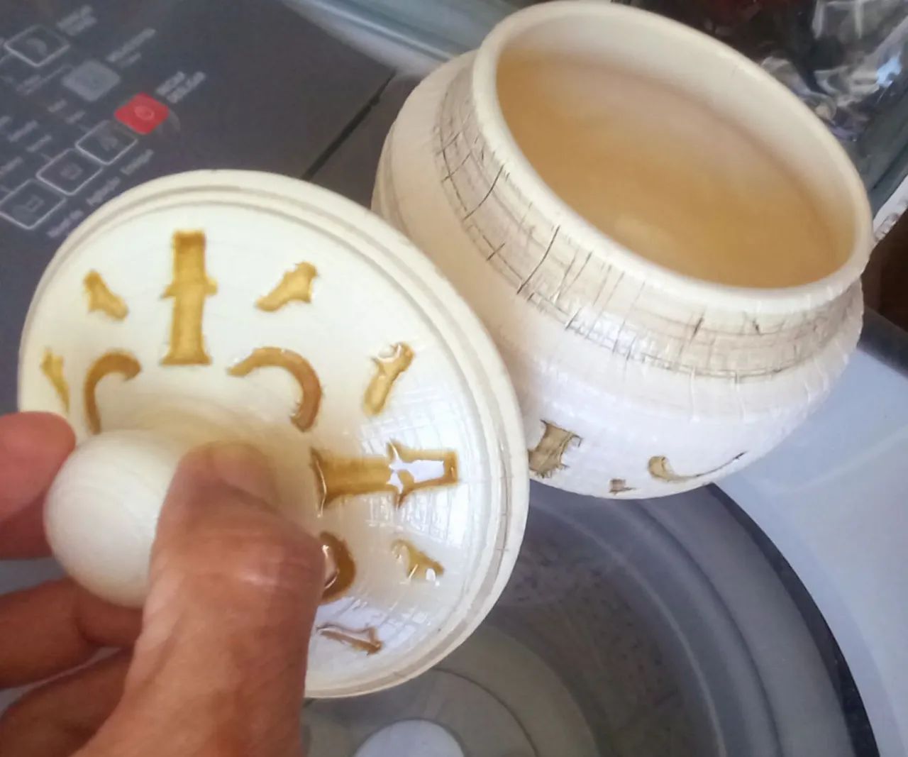 Vaso Decorativo com Tampa.