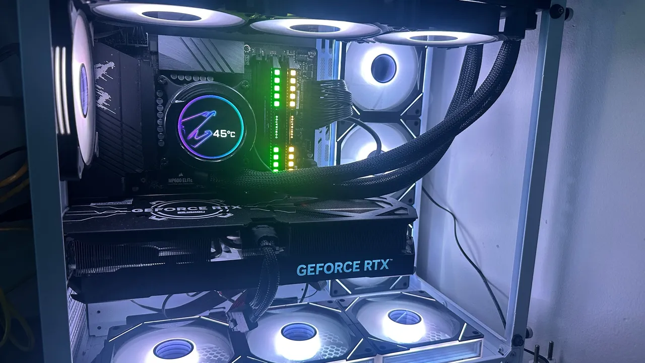 PC Gamer RTX 4070 TI