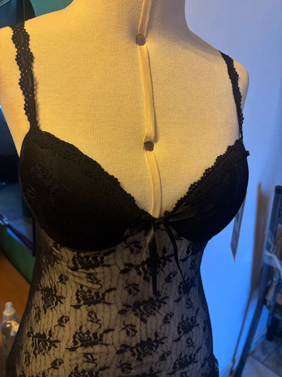 Camisola de renda preta - Foto 4