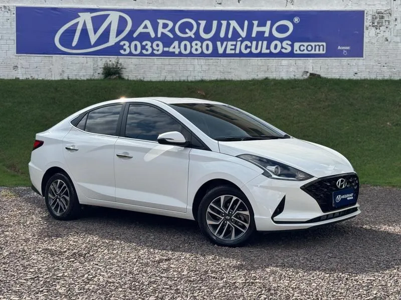 HYUNDAI HYUNDAHB20S10TA PLATIN 2022