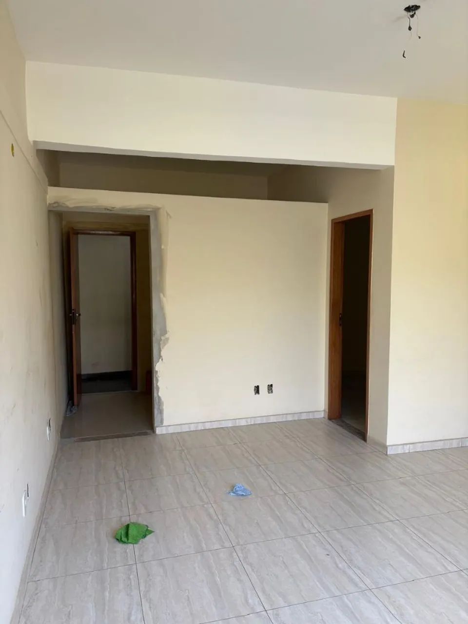 Sala com 52m² no centro de Itaguaí pronta para ser ocupada. - Foto 2