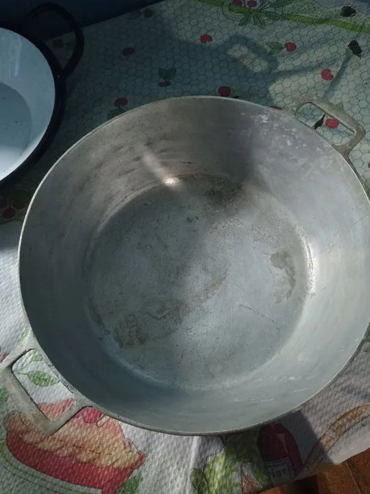 Tacho de alumínio grande - Foto 6