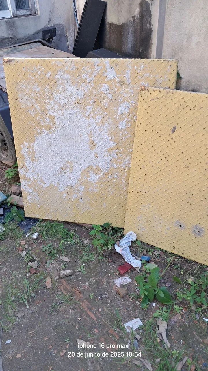 Tampa de ferro  - Foto 2