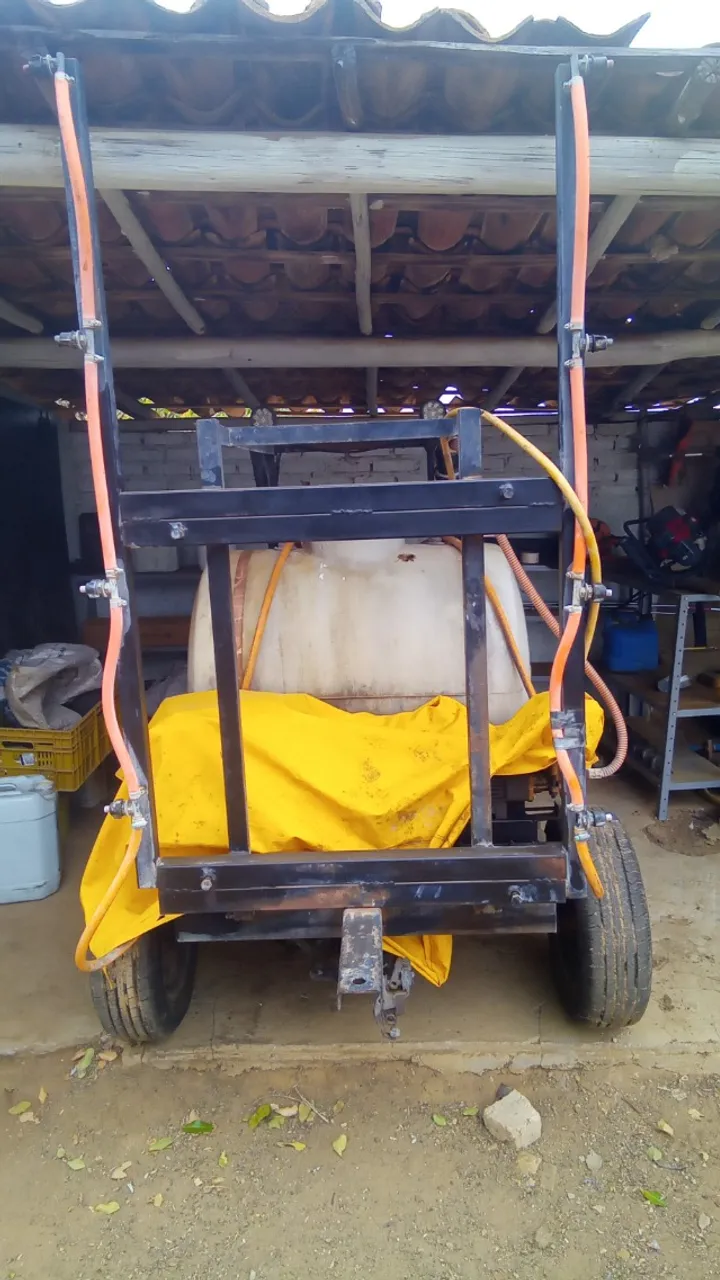 Vendo moto pulverizador