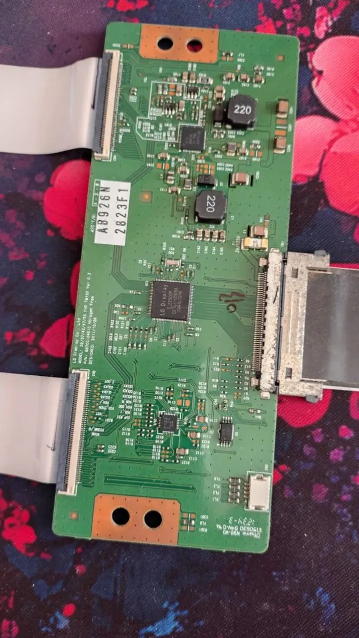 Placa T-con Panasonic Tc- L42e5bg Com os Cabos