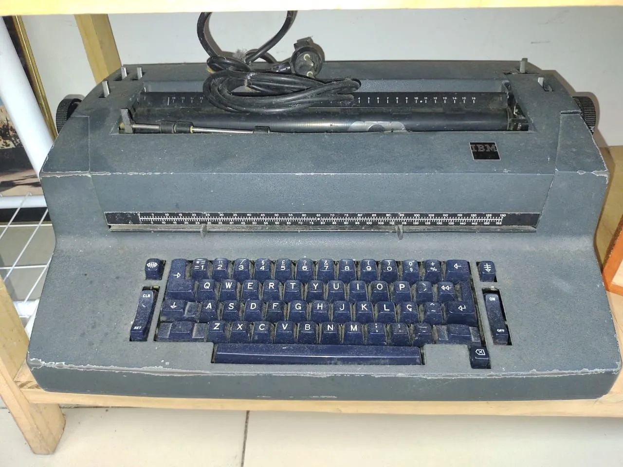 Máquinas de escrever, antigas, varias, Vendo no estado ou revisadas. - Foto 2