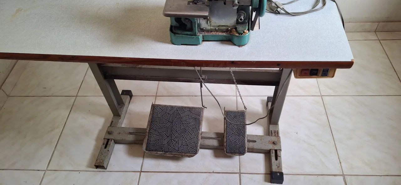 Máquina overlock 64316687301635121