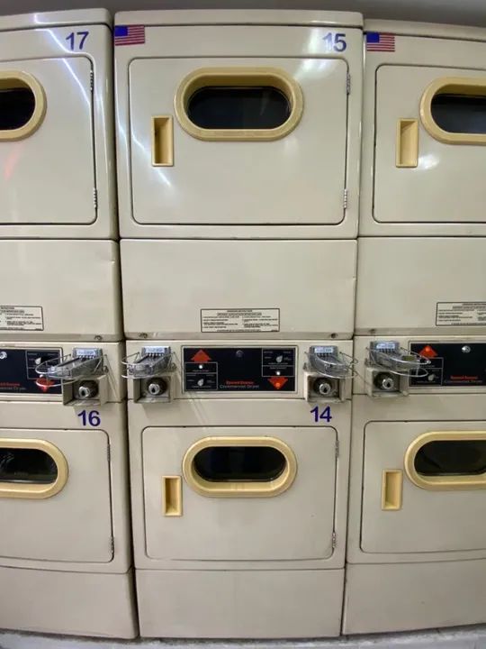  Vendo Secadora  profissional  Speed queen 