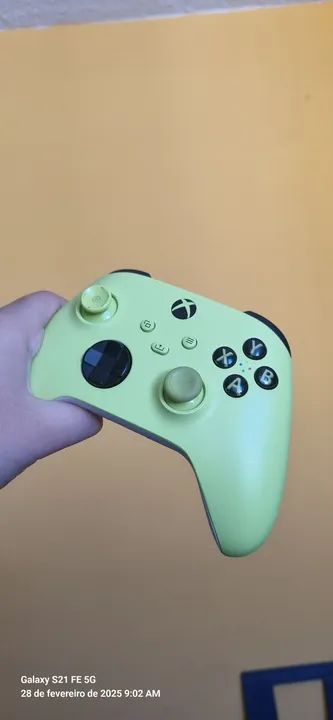 Xbox Series S COM CAIXA 2 controle TROCO EM PLACA DE VIDEO  - Foto 3