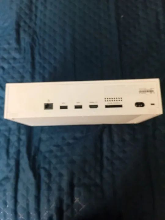 Xbox series s com dois controles  - Foto 4