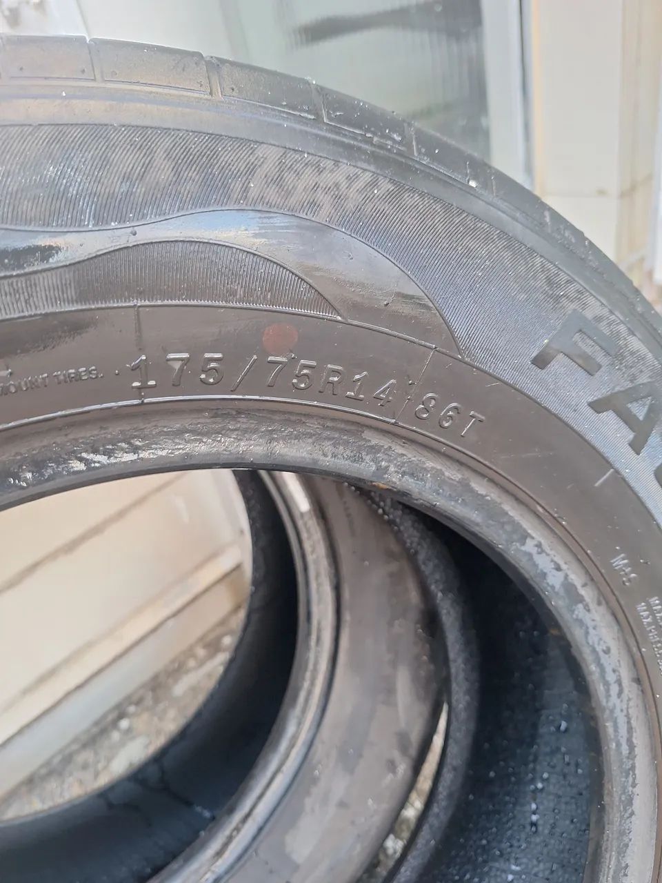 Pneus 175/75R14 usados - Foto 4