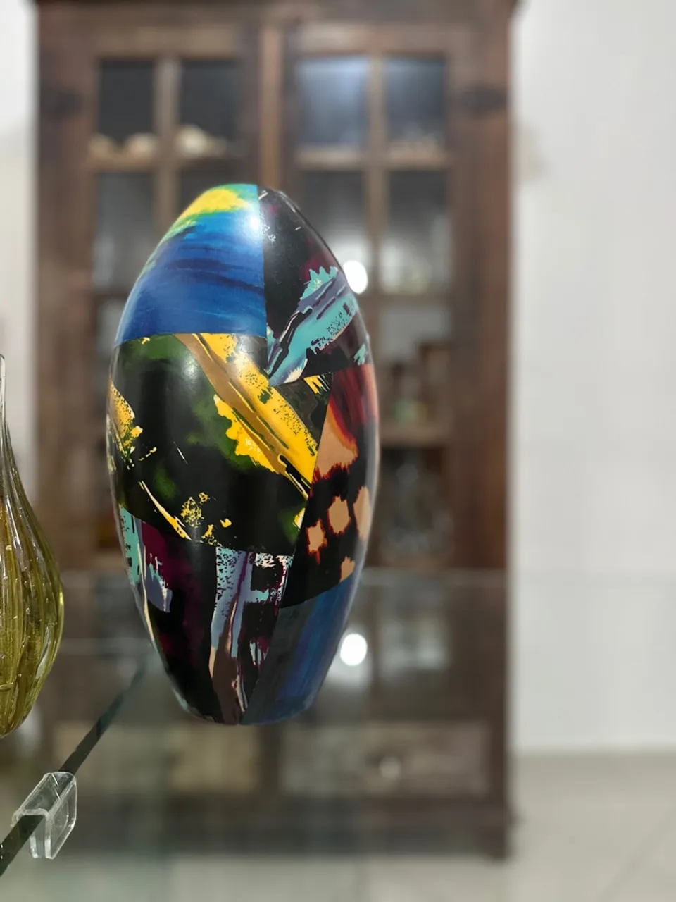 Vaso Klimt em cerâmica pintado por impressão (esmaltado) modelo Fantasy. 