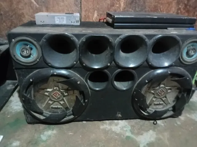 Vendo som automotivo