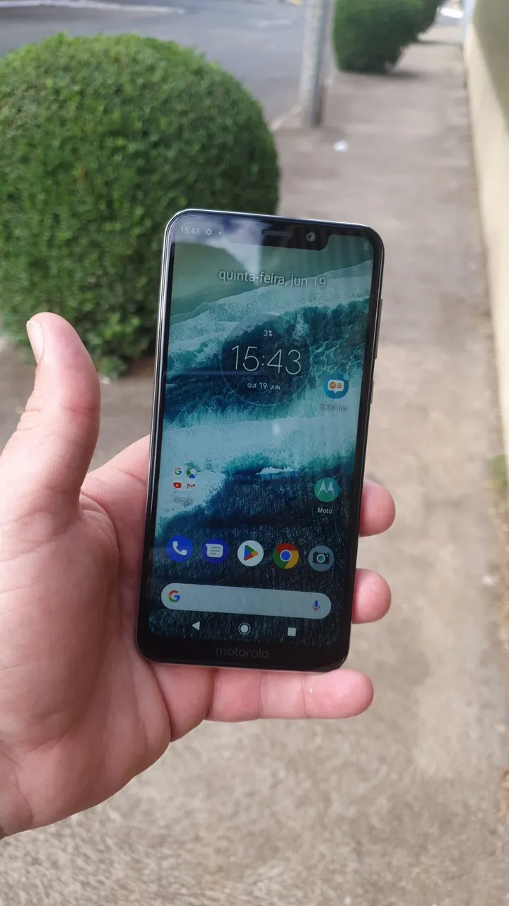 Vendo moto G one Intacto e e¹m perfeitas condições. Pra vender rapido faço 150!