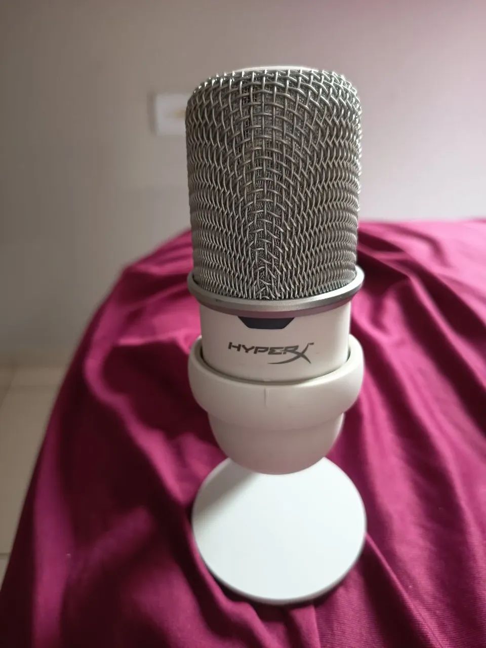 Microfone Hyperx Solocast Branco