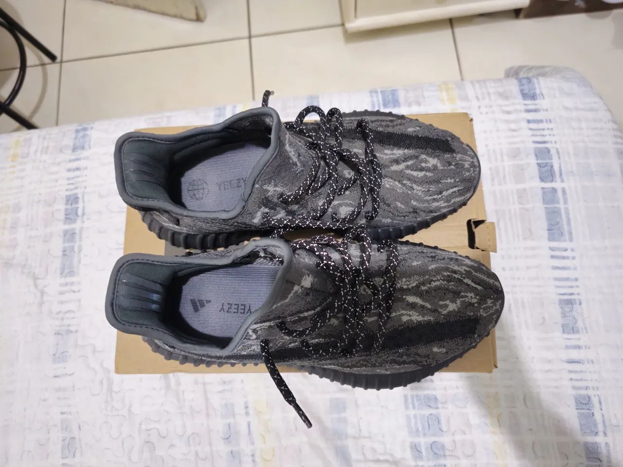 Yeezy 350 42,5 Calçados Jardim Íris, São Paulo 1443752169 OLX