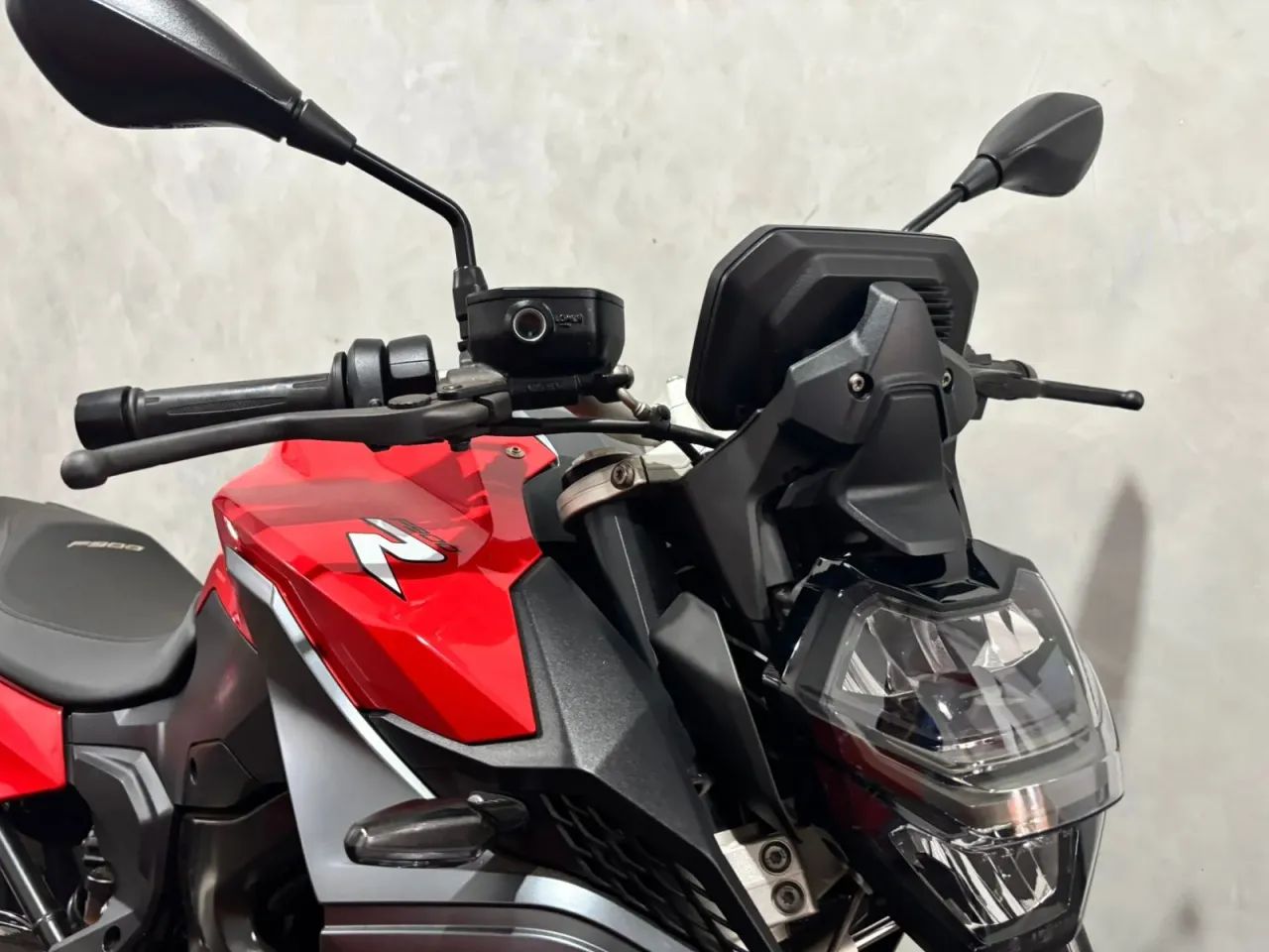 BMW F 900 R SPORT VERMELHO 2024 - Foto 8