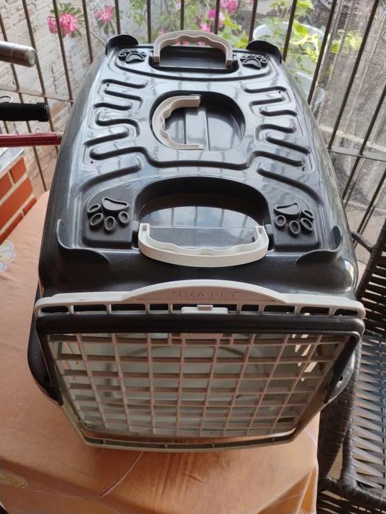 Caixa de transporte para pets   (cachorros e gatos).